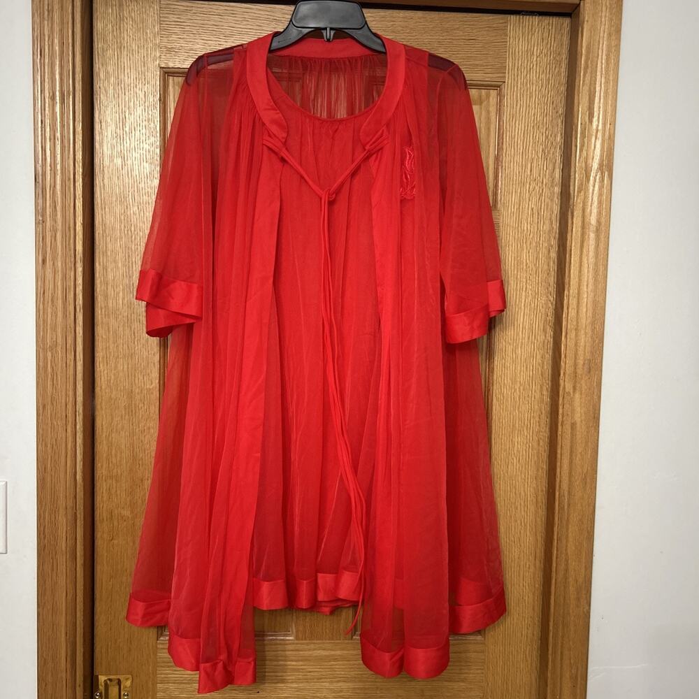 Vtg 1960/70’s Gaymode Penneys Lipstick Red Nylon Peignoir Set Nightgown & Robe